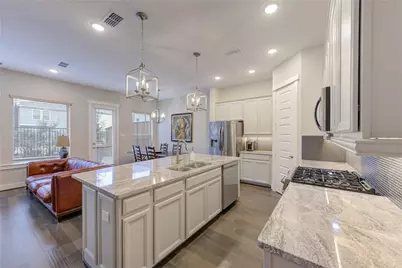 10931 Brambling Wood Drive, Houston, TX 77043 - Photo 8