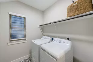 10931 Brambling Wood Dr, Houston, TX 77043 - Photo 22