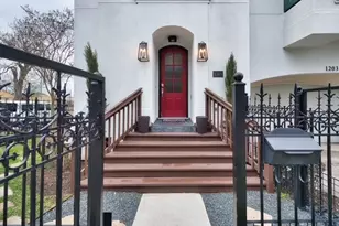 1203 E 28th St, Houston, TX 77009 - Photo 2