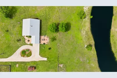 7835 Berger, Schulenburg, TX 78956 - Photo 36