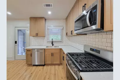 1847 Harvard #2, Houston, TX 77008 - Photo 22