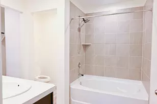 12302 Rock Basin Dr, Houston, TX 77014 - Photo 10