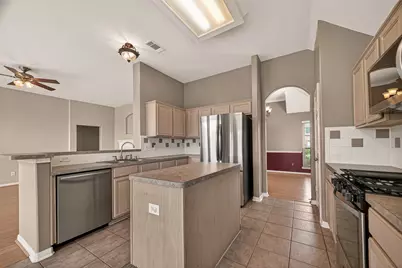 1707 Country Club Cove Drive, Baytown, TX 77521 - Photo 22