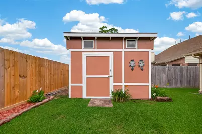 1707 Country Club Cove Drive, Baytown, TX 77521 - Photo 38