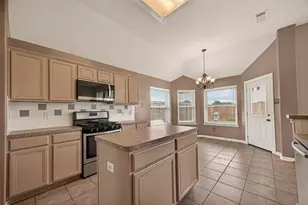 1707 Country Club Cove Dr, Baytown, TX 77521 - Photo 20