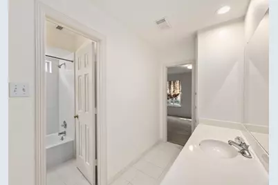 15914 S Barkers Landing Road, Houston, TX 77079 - Photo 38