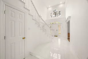 15914 S Barkers Landing Rd, Houston, TX 77079 - Photo 4