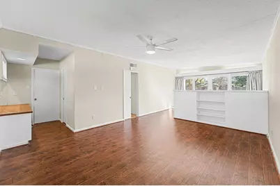 9107 Timberside Drive, Houston, TX 77025 - Photo 20