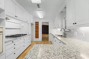 9107 Timberside Dr, Houston, TX 77025 - Photo 12