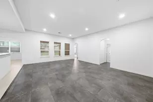 973 Wannan Ln, Conroe, TX 77301 - Photo 10