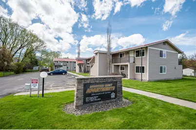 607 SW 2nd St, Enterprise, OR 97828 - Photo 1