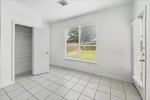 1631 Laura Anne Dr, Houston, TX 77049 - Photo 4