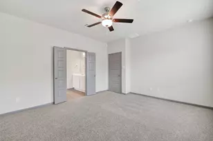 2119 Spring Hollow Dr, Baytown, TX 77521 - Photo 20