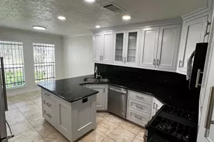7719 Valera Ln, Houston, TX 77083 - Photo 4