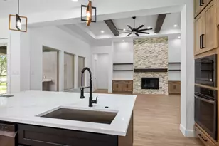 220 Birdie Dr, Hempstead, TX 77445 - Photo 16