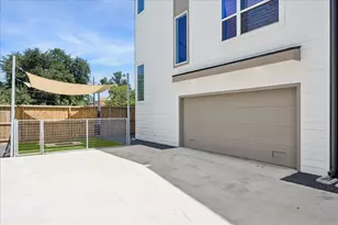 2953 Delafield St, Houston, TX 77023 - Photo 16