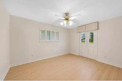 1926 Twin Springs, Kingwood, TX 77339 - Photo 22