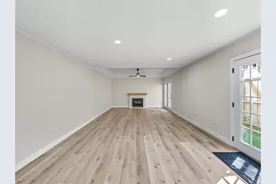 2243 W Alabama Street #10, Houston, TX 77098 - Photo 6