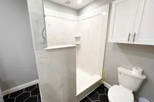 8021 White Ave, Hitchcock, TX 77563 - Photo 30