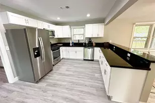 8021 White Ave, Hitchcock, TX 77563 - Photo 2