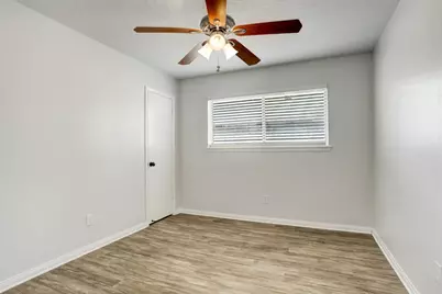 5613 Armstrong Drive, Texas City, TX 77591 - Photo 8