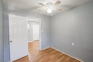 5610 Eskridge St, Houston, TX 77023 - Photo 28