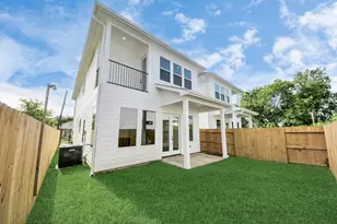 1917 West St, Houston, TX 77026 - Photo 12