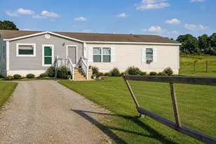 190 Casen St, Dale, TX 78616 - Photo 1