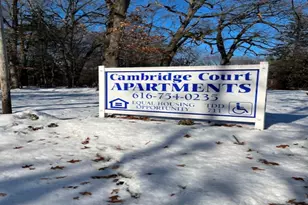 305 Walnut St, Greenville, MI 48838 - Photo 8