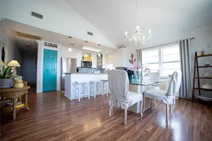 4014 Reeves Dr, Galveston, TX 77554 - Photo 4