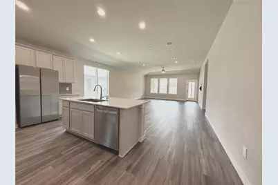 14273 Lake Lodge Drive, Conroe, TX 77384 - Photo 10