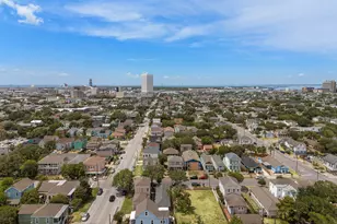 1825 Ave N St, Galveston, TX 77550 - Photo 32