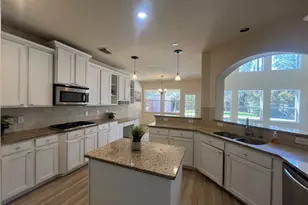 66 Fulshear Ct, The Woodlands, TX 77382 - Photo 8