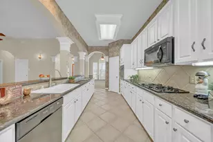 14210 Altair Dr, Tomball, TX 77375 - Photo 10