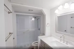 2100 Tanglewilde Street St, Houston, TX 77063 - Photo 8