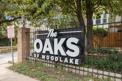 2100 Tanglewilde Street Street #428, Houston, TX 77063 - Photo 2
