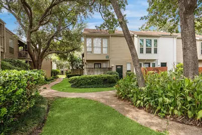 2100 Tanglewilde Street Street #428, Houston, TX 77063 - Photo 12