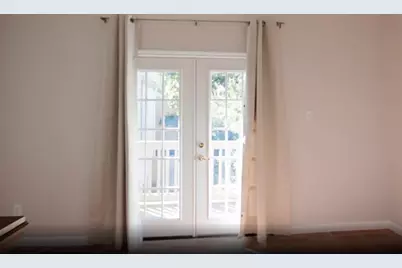 2100 Tanglewilde Street Street #428, Houston, TX 77063 - Photo 4