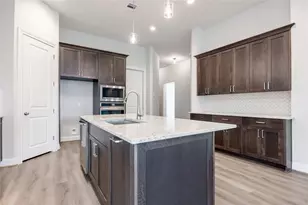 813 Coronado Ter Ln, Katy, TX 77493 - Photo 4