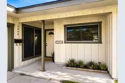 7006 Sharpview Drive, Houston, TX 77074 - Photo 2