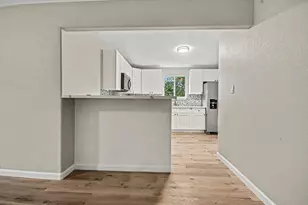 2828 Ave O 1/2, Galveston, TX 77550 - Photo 8