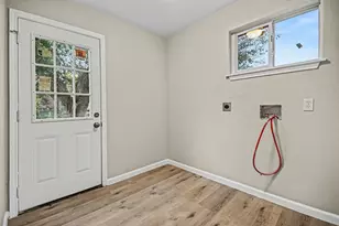 2828 Ave O 1/2, Galveston, TX 77550 - Photo 24