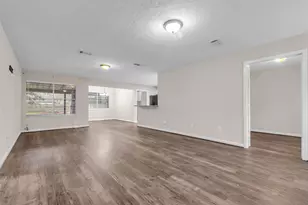 2610 Mockingbird Ln, New Caney, TX 77357 - Photo 10