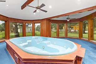 8265 Maple Street, Orange, TX 77632 - Photo 24