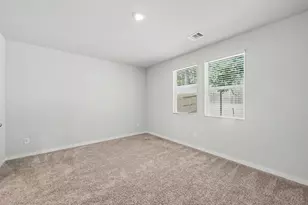 2010 W Darlington Oak Ct, Conroe, TX 77304 - Photo 14