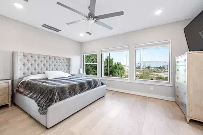 3102 Somerset Levens Lane, Houston, TX 77055 - Photo 14
