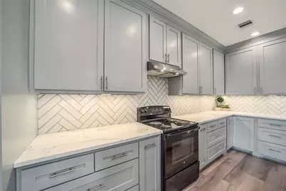 1025 Arizona Drive, Cleveland, TX 77327 - Photo 14