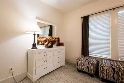 2509 Whitney Street #B, Houston, TX 77006 - Photo 2