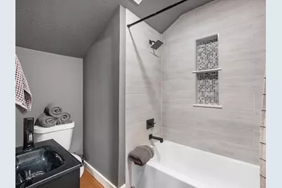 5041 Nina Lee Lane, Houston, TX 77092 - Photo 32