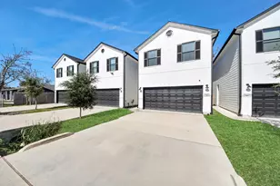 7963 Birmingham St, Houston, TX 77028 - Photo 2